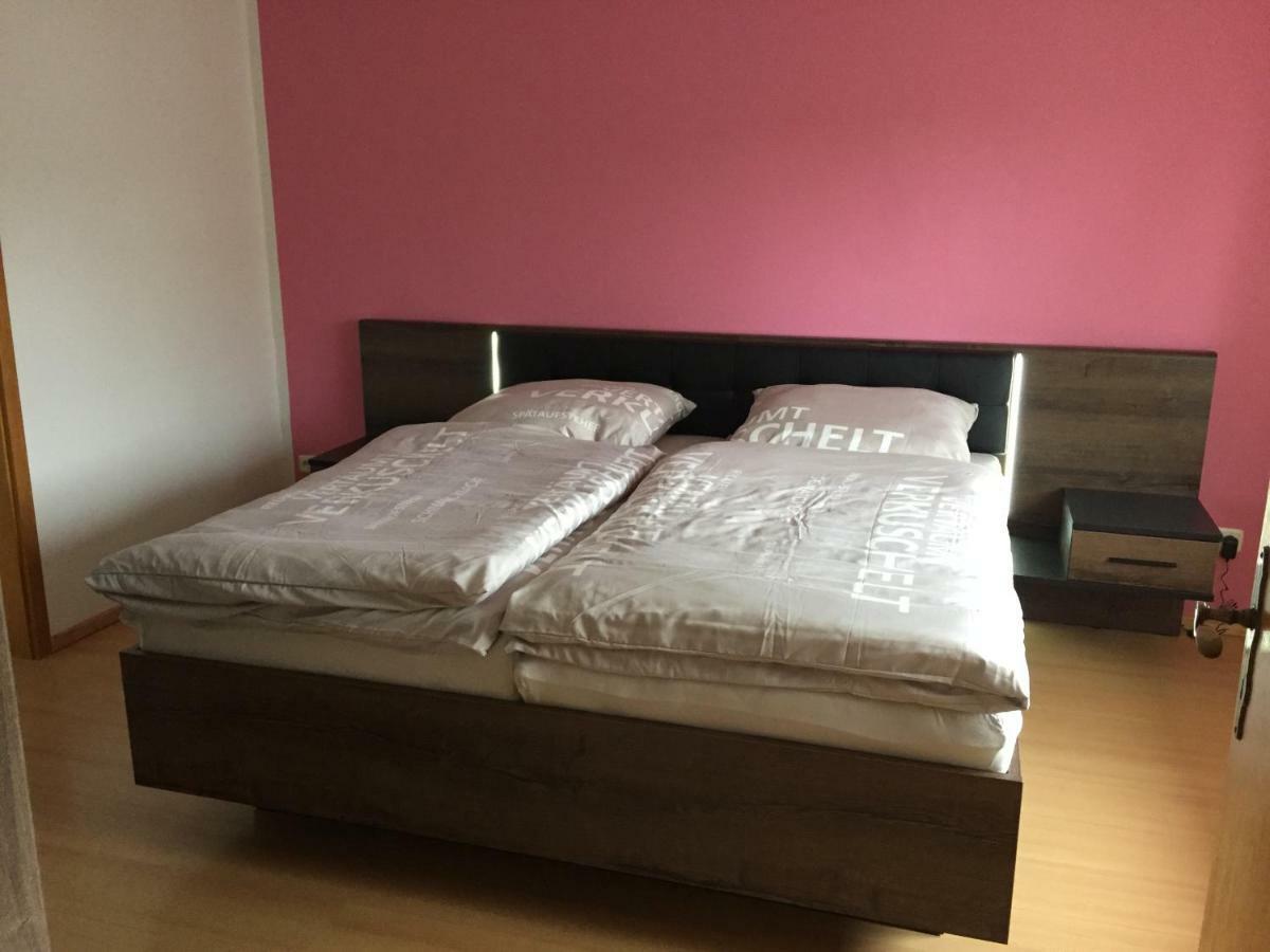 Ferienhaus Burggraf Kelberg Bagian luar foto