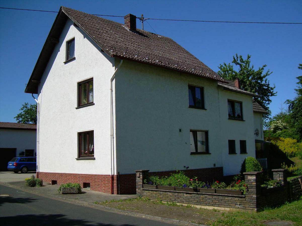 Ferienhaus Burggraf Kelberg Bagian luar foto
